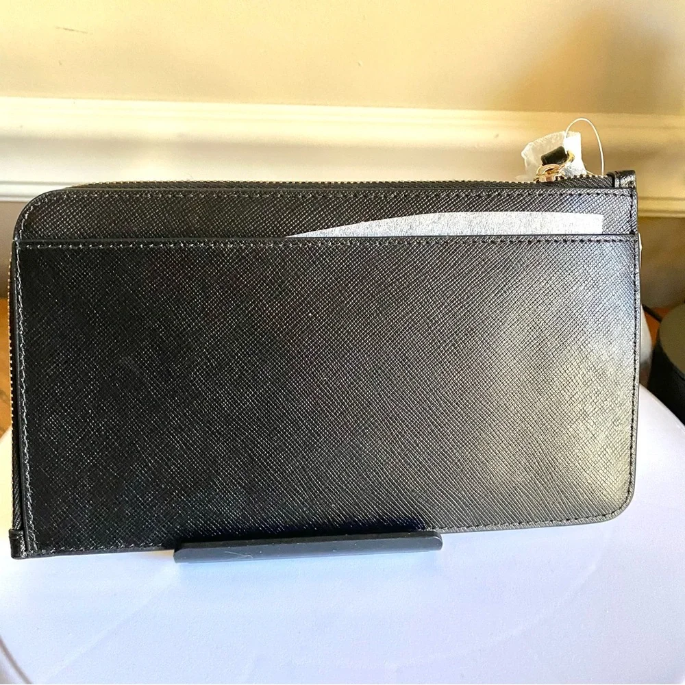 Kate Spade NWT Lucy Saffiano leather L Zip wristlet new with tags & factory wrap